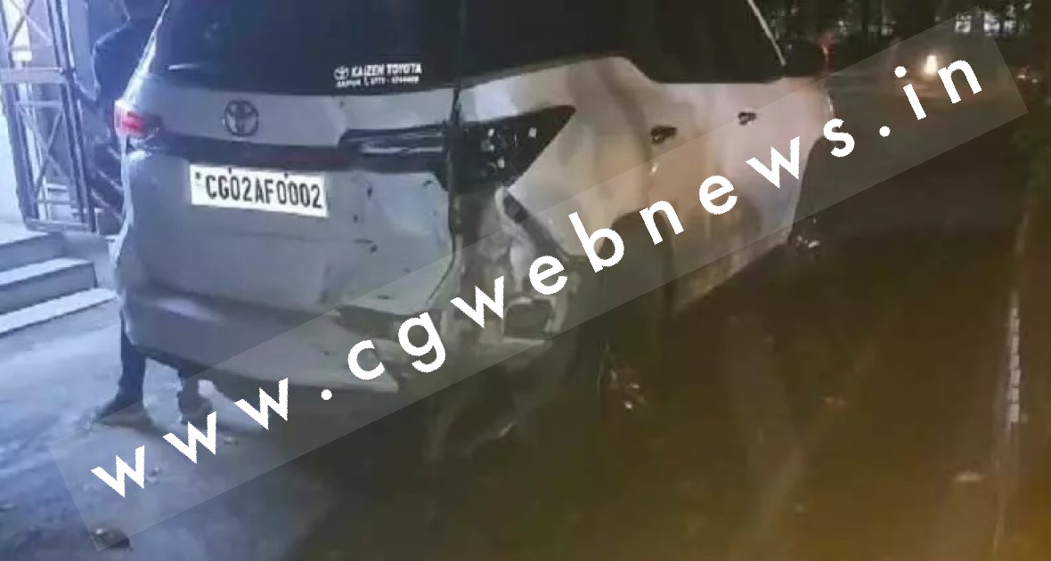 छत्तीसगढ़ से बड़ी खबर , मंत्री उमेश पटेल का वाहन हादसे का शिकार , उमेश पटेल के पैर और गले में आई चोट