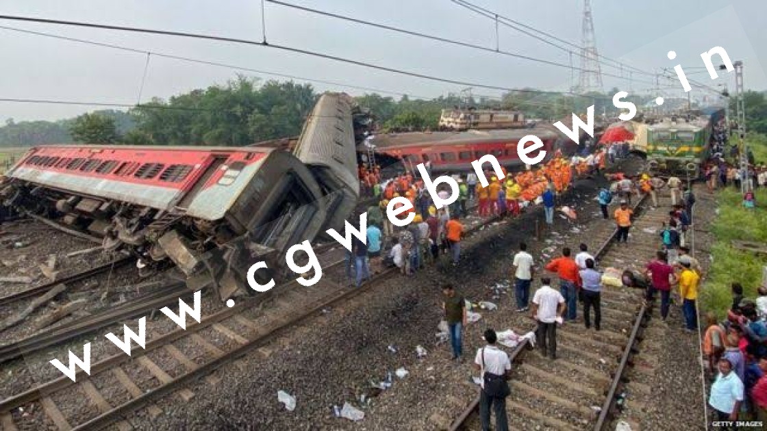 बालासोर रेल हादसा - मृतकों की संख्या को लेकर राजनीति , रेलमंत्री और मुख्यमंत्री आमने सामने